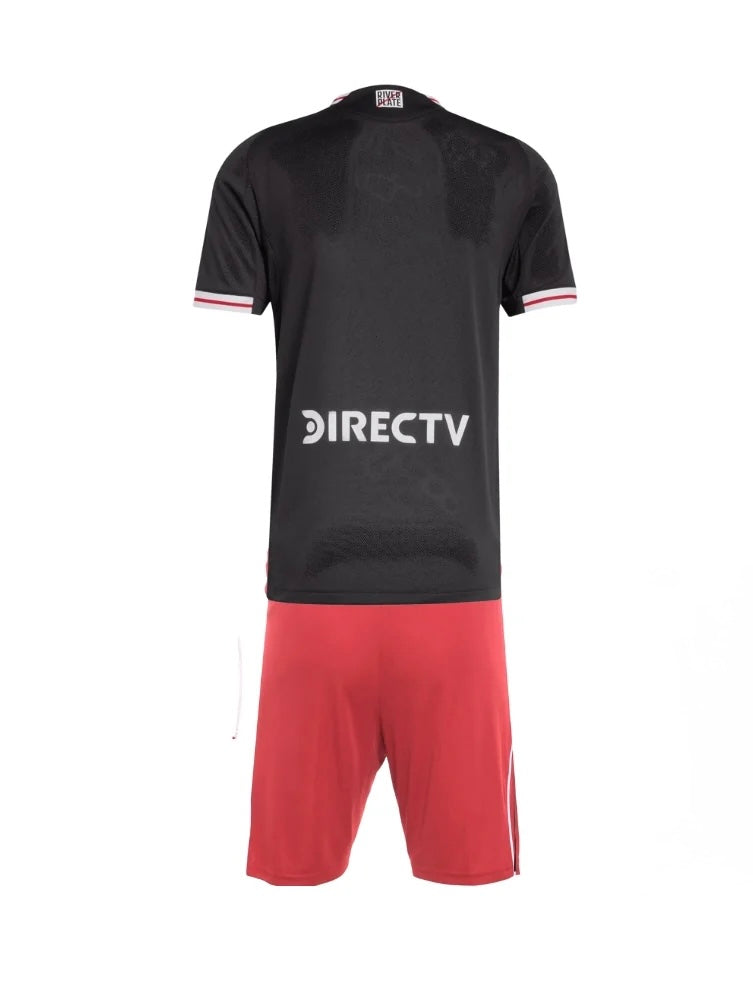 CAMISETA Y PANTALON CORTO PARA NIÑO RIVER PLATE AWAY 25/26