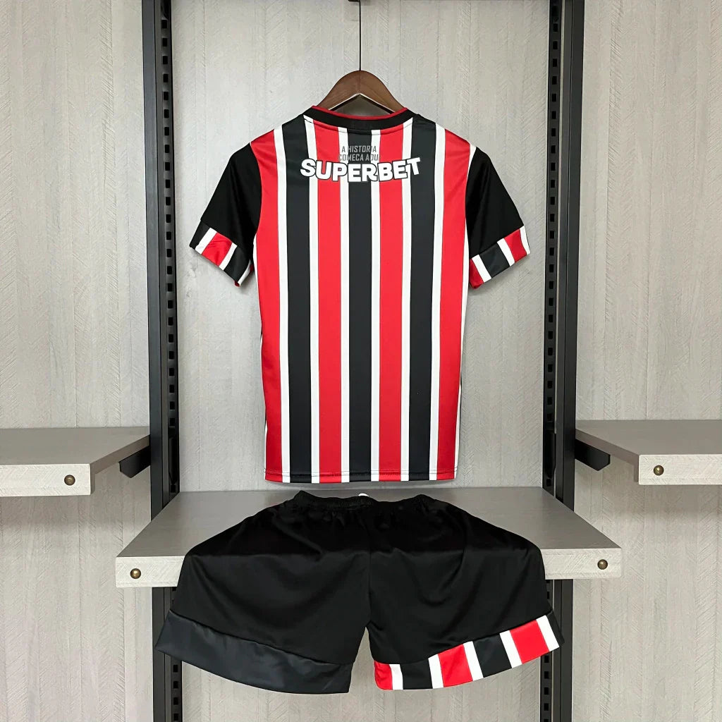 CAMISETA Y PANTALON CORTO NIÑO SAO PAULO AWAY 24/25