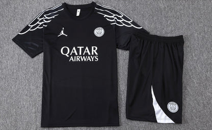 CAMISA E PANTALONES CORTOS PARA NIÑOS PSG 25/26