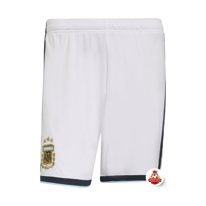 Short de fútbol blanco Argentina AFA con escudo dorado, tienda Reino del Futbol