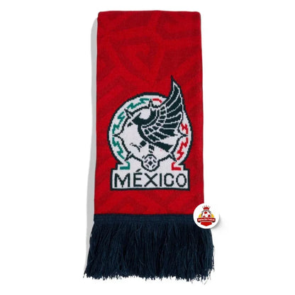 Bufanda roja de la selección México con escudo de fútbol y flecos negros, Reino del Futbol