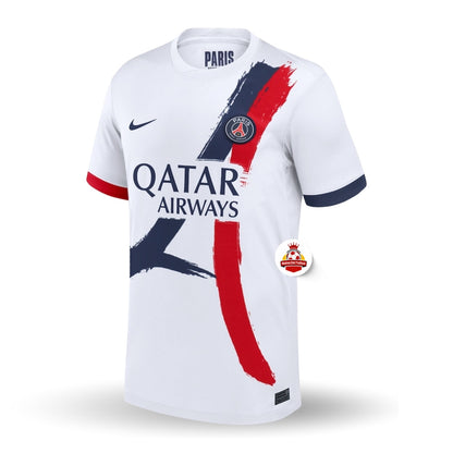 Camiseta blanca del PSG 2024 con detalles rojos y azul marino, disponible en Reino del Futbol