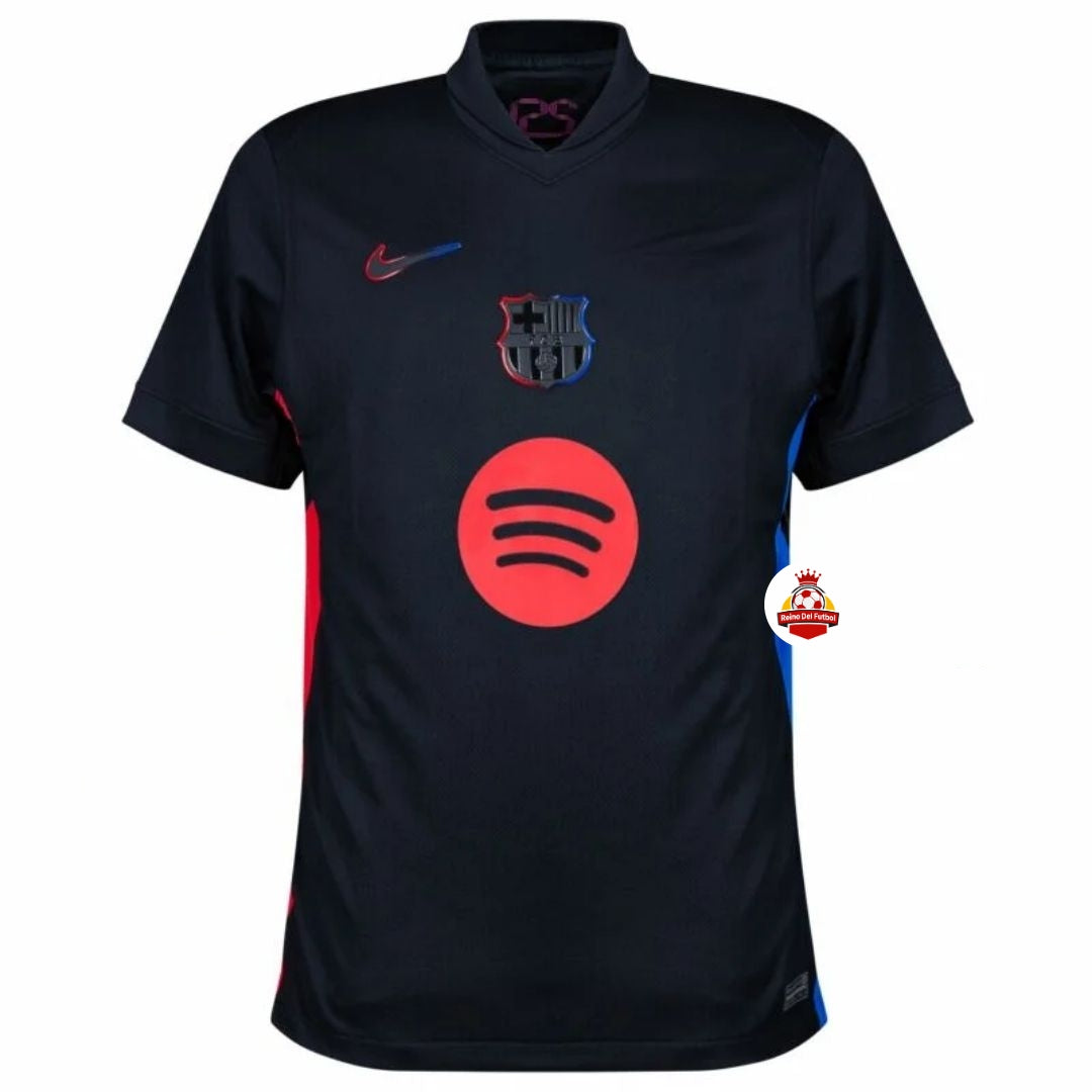 Camiseta negra de fútbol con logotipo de Spotify, escudo del Barça y detalles rojos, Reino del Futbol