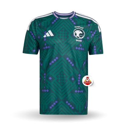 Camiseta fútbol Arabia Saudita 2024 verde con patrón geométrico, logo Reino del Futbol