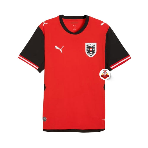 Camiseta de fútbol Austria roja con negro, logo Puma, escudo de la selección, Reino del Futbol