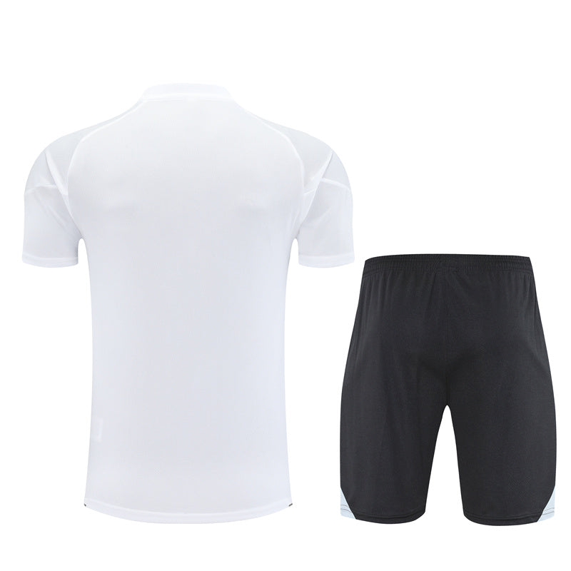 CAMISETA Y PANTALÓN CORTO ENTRENAMIENTO REAL MADRID 25/26