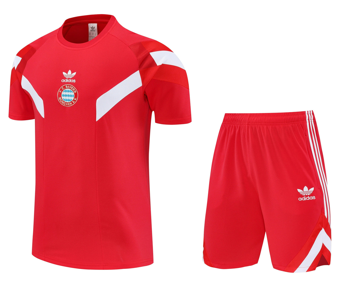 CAMISETA Y PANTALÓN CORTO ENTRENAMIENTO BAYERN 25/26