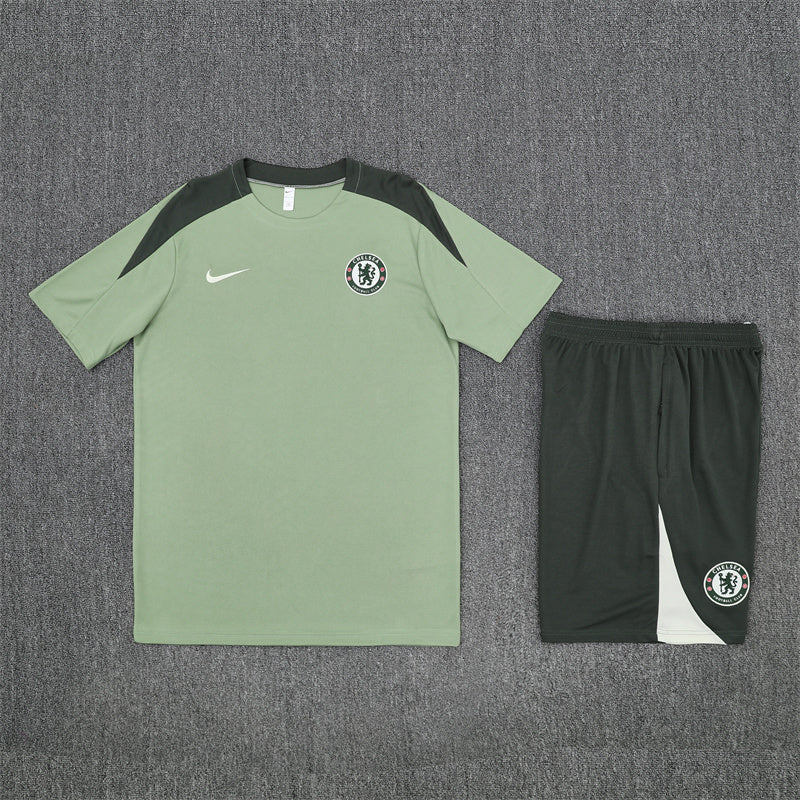 CAMISETA Y PANTALÓN CORTO ENTRENAMIENTO CHELSEA 25/26