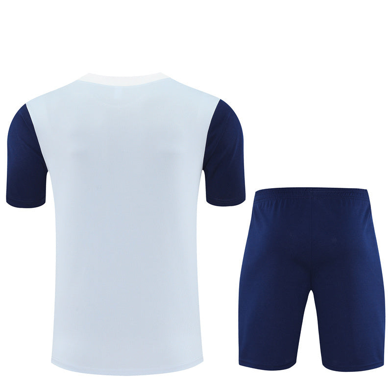 CAMISETA Y PANTALONES CORTOS TOTTENHAM HOTSPUR 25/26