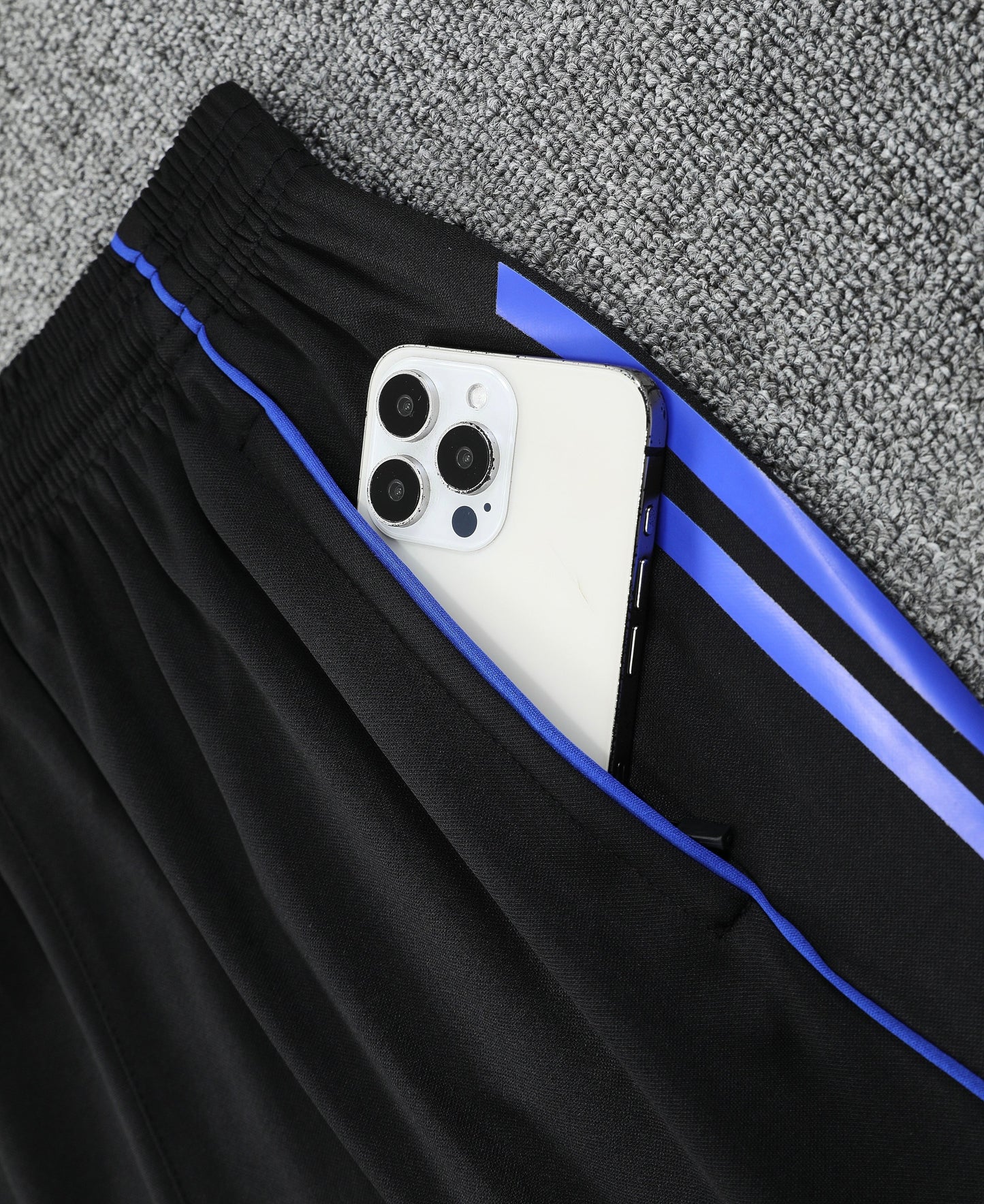 CAMISETA Y PANTALÓN CORTO ENTRENAMIENTO REAL MADRID 25/26