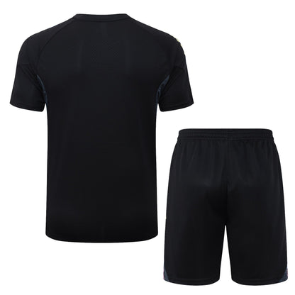 CAMISETA Y PANTALÓN CORTO ENTRENAMIENTO JUVENTUS 25/26