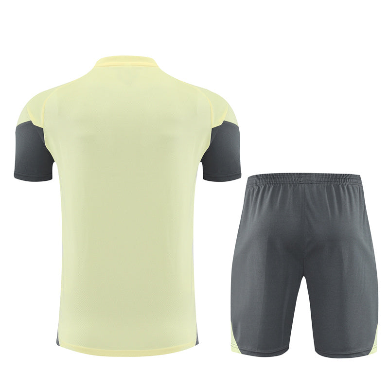 CAMISETA Y PANTALÓN CORTO ENTRENAMIENTO REAL MADRID 25/26