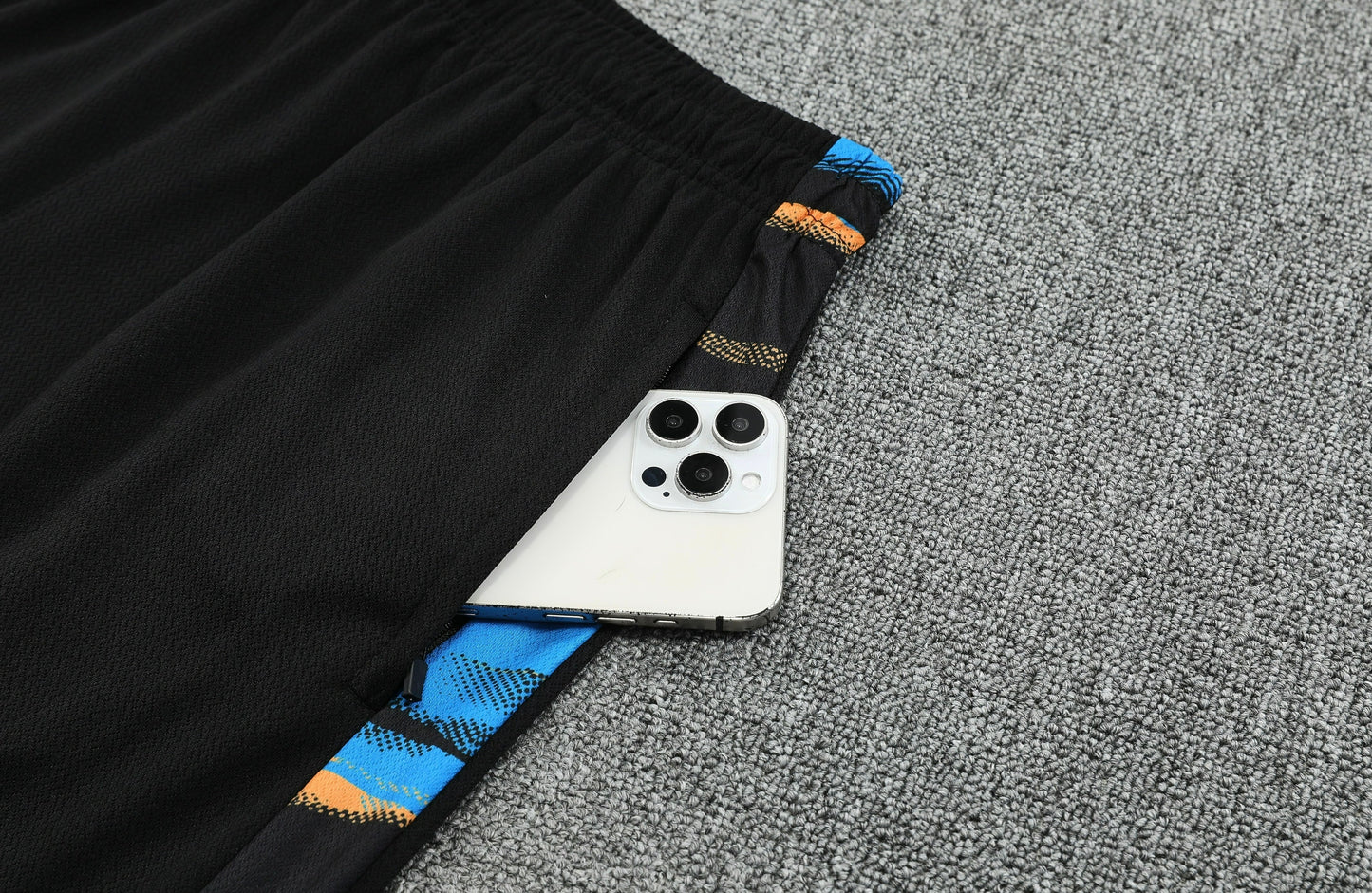 CAMISETA Y PANTALÓN CORTO ENTRENAMIENTO OLYMPIQUE DE MARSEILLE 25/26