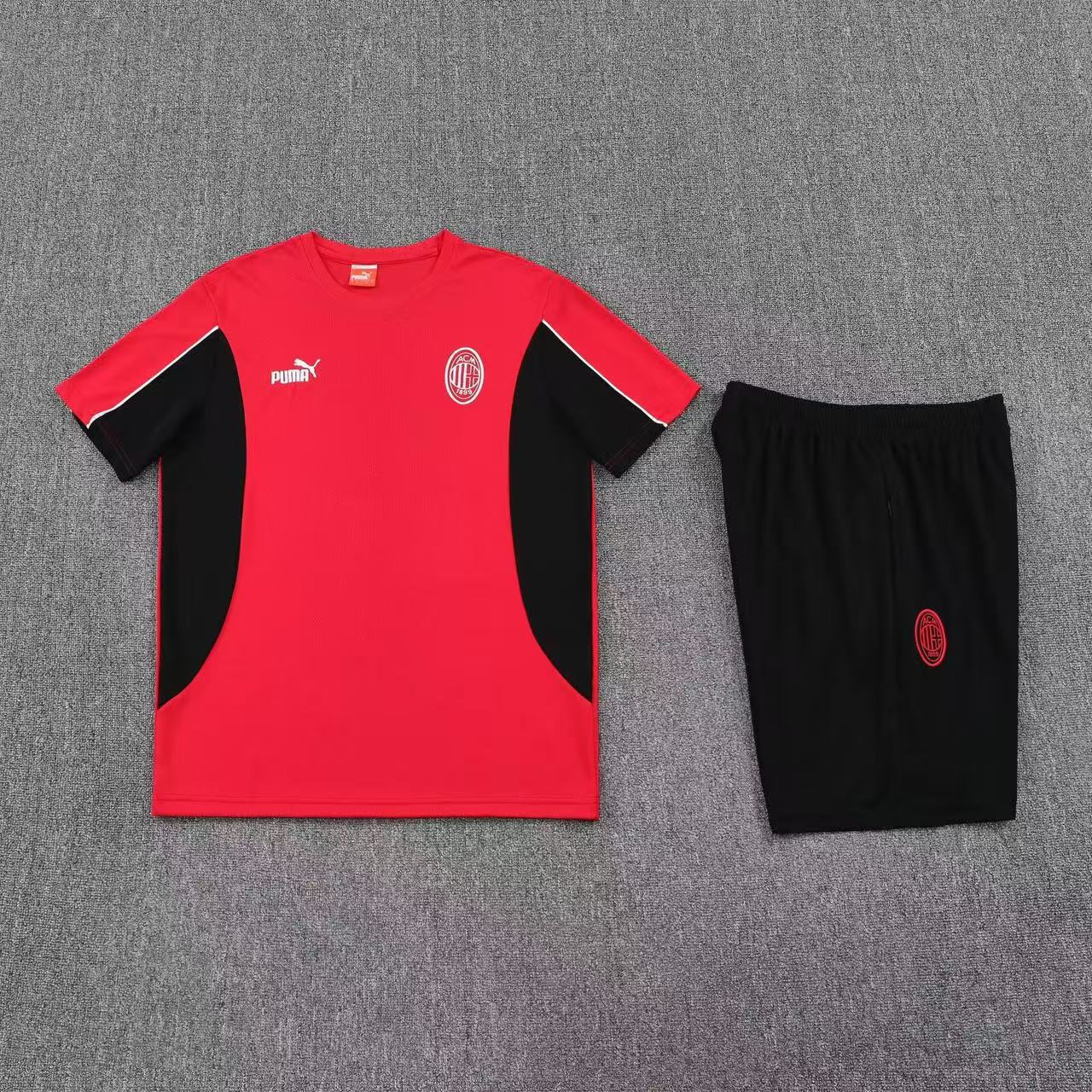 CAMISETA Y PANTALÓN CORTO ENTRENAMIENTO AC MILAN 25/26