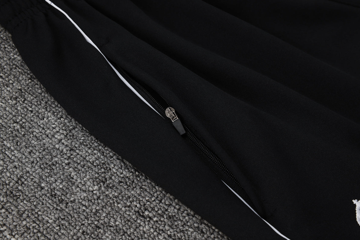 CHANDAL NIÑO REAL MADRID 25/26