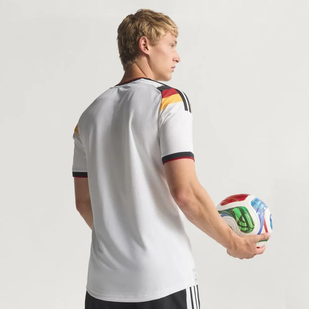 Camiseta selección Alemania 2024 hombre sosteniendo balón, Reino del Futbol