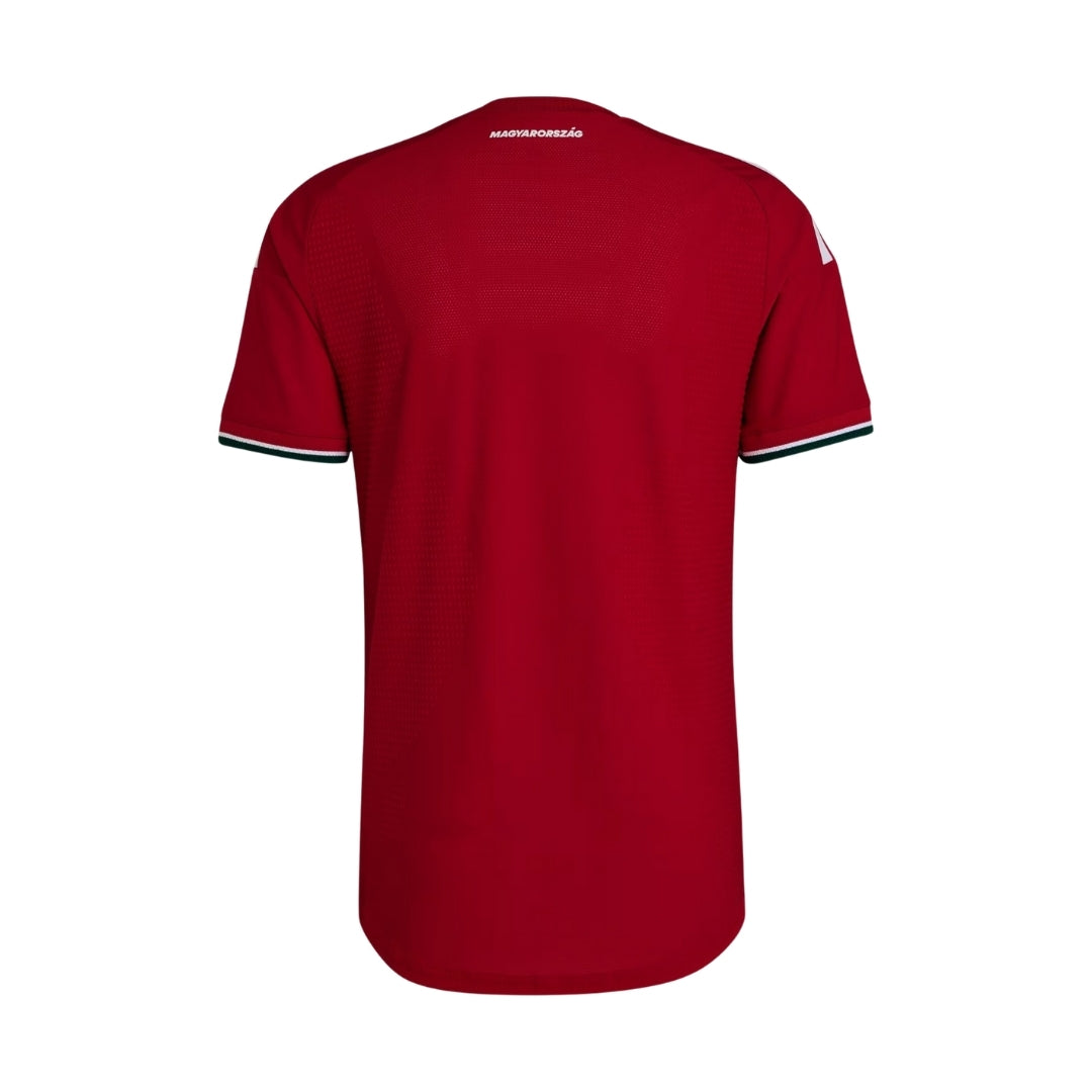 Camiseta de fútbol Hungría local, color rojo, manga corta, vista trasera, Reino del Futbol