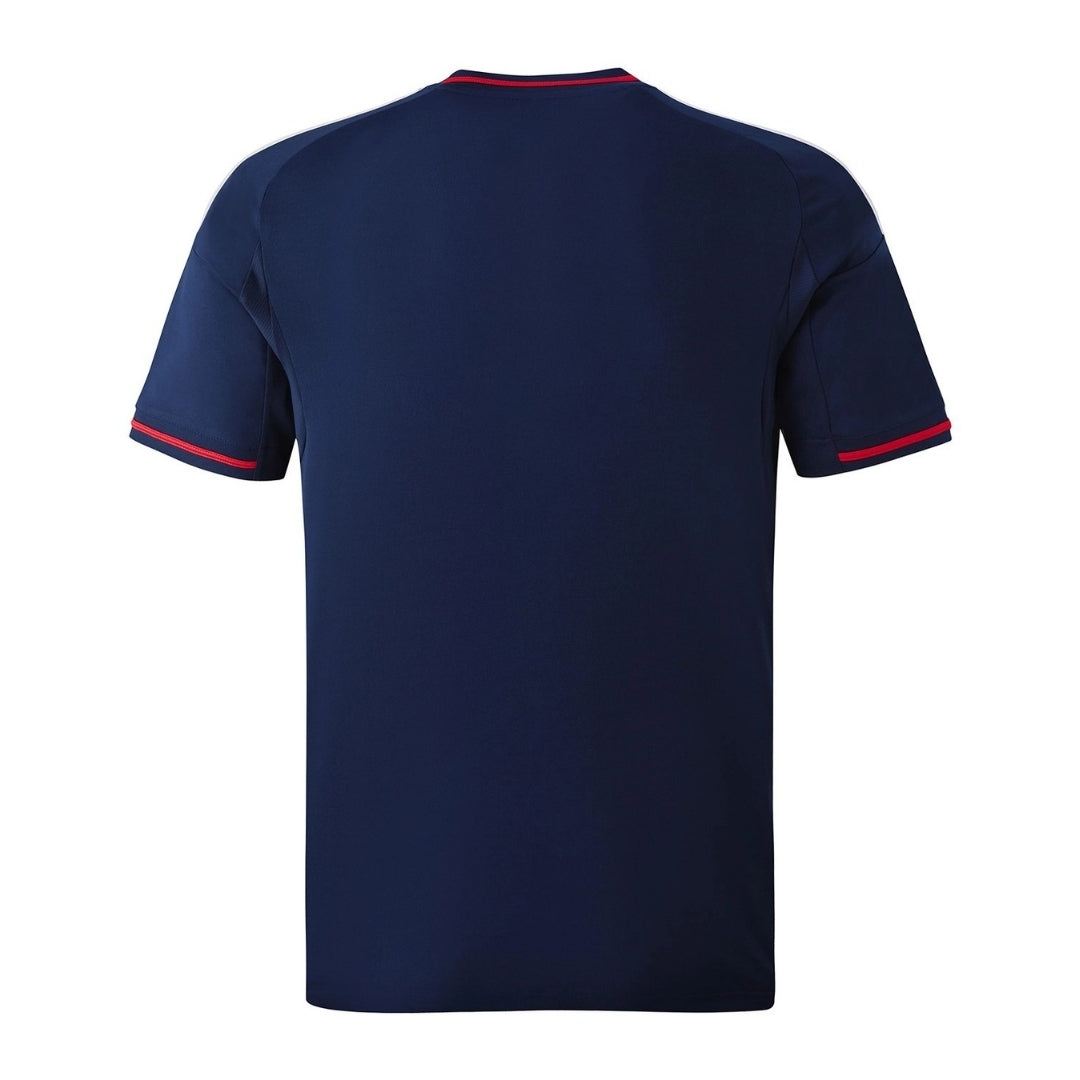 Camiseta Olympique Lyon 2025/26 visitante azul marino con detalles rojos, vista posterior