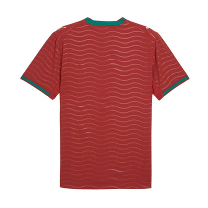 Camiseta roja Portugal 2026, ondas blancas, cuello verde, manga corta, Reino del Futbol