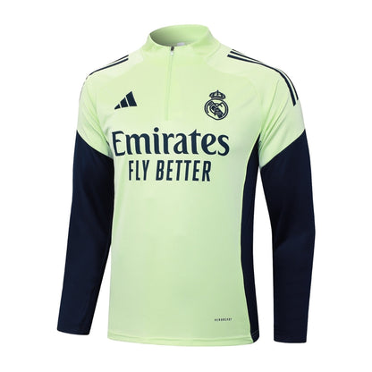 Chamarra entrenamiento Real Madrid verde y azul marino Adidas, logo y patrocinador visibles