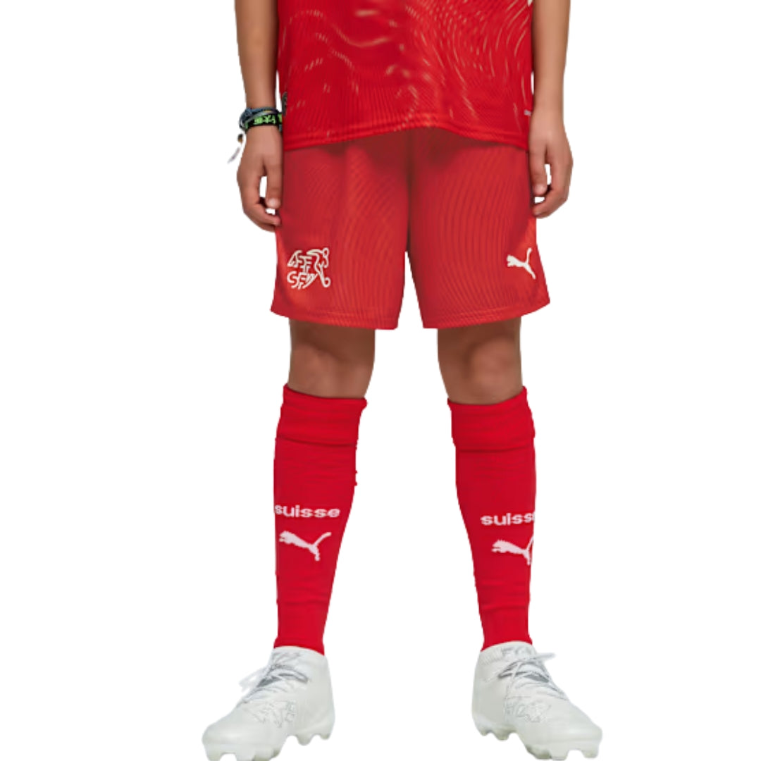 Uniforme de fútbol infantil de Suiza 2026 rojo con logo Puma y medias Suisse, Reino del Futbol