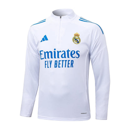 Sudadera blanca Real Madrid con logo, escudo y sponsor, tienda Reino del Futbol