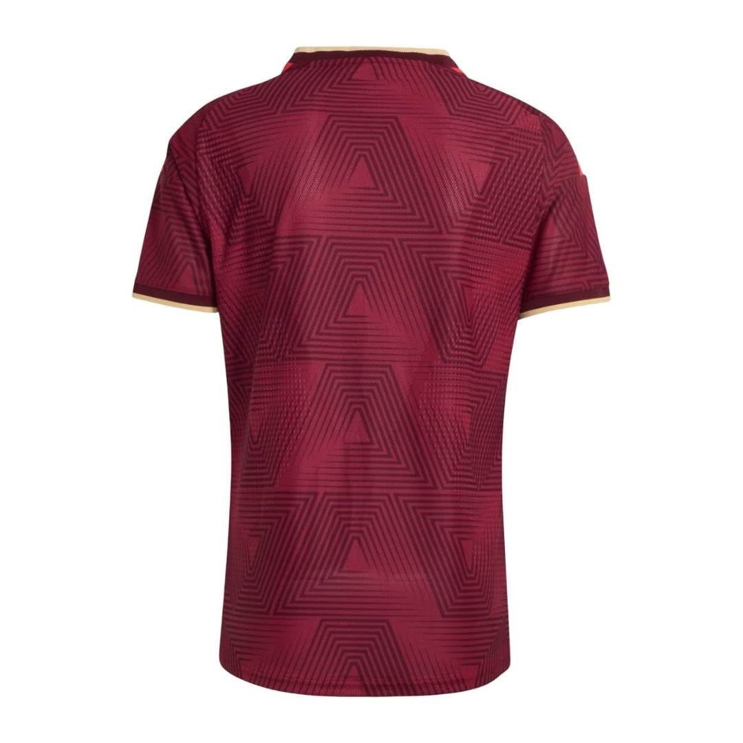 Camiseta vinotinto Venezuela 2026, patrón geométrico, manga corta, producto Reino del Futbol