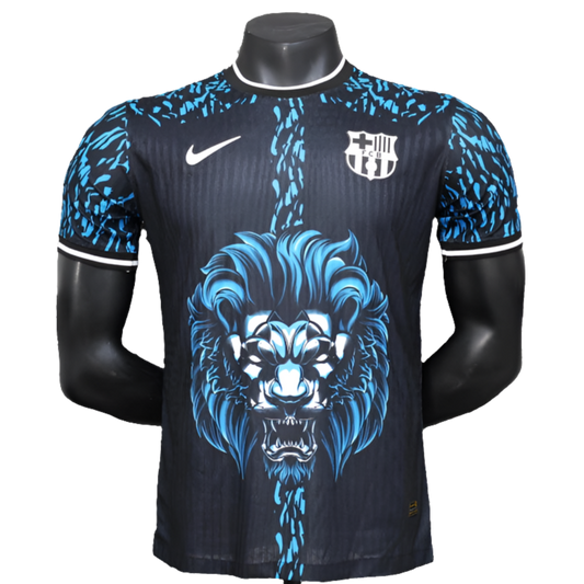 CAMISETA BARCELONA 25/26 EDICIÓN LEÓN - AZUL - VERSIÓN JUGADOR