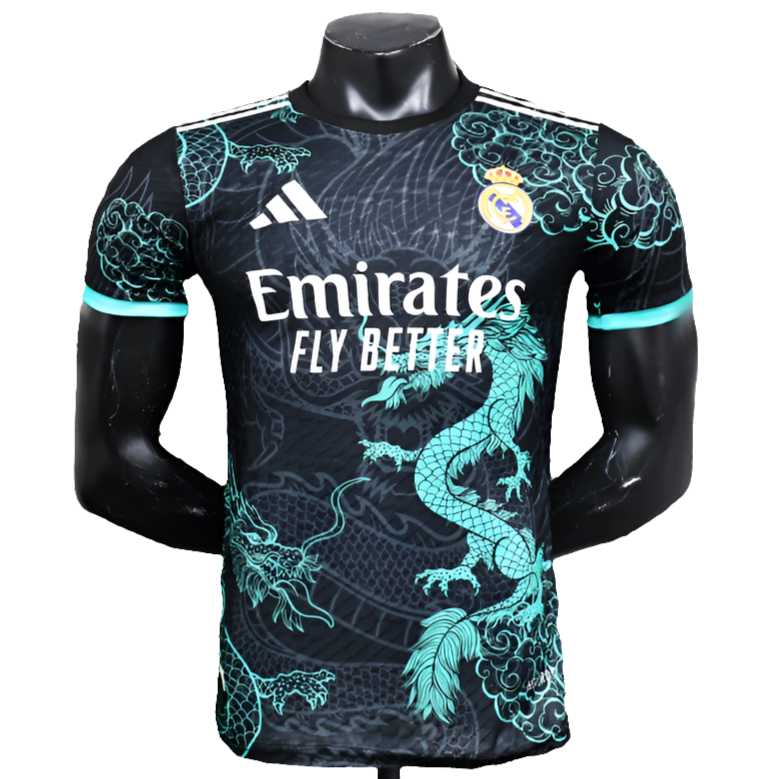 Camiseta Real Madrid edición especial negra con dragón, logo y patrocinador Emirates