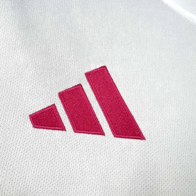 CAMISETA MÉXICO CIVILIZACIÓN 2025 MASCULINA BLANCA Y ROSA