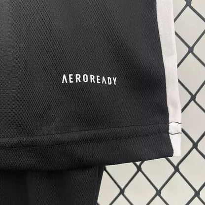 UNIFORME NIÑOS COLO-COLO II 2024/2025
