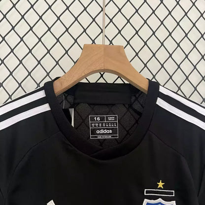 UNIFORME NIÑOS COLO-COLO II 2024/2025