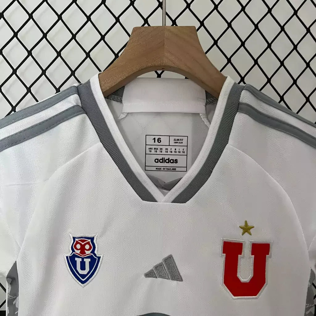 UNIFORME NIÑOS UNIVERSIDAD DE CHILE II 2024/2025 - BLANCA