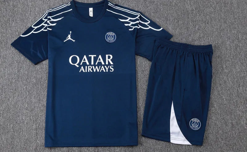 CAMISETA E PANTALONES CORTOS PARA NIÑOS PSG 25/26