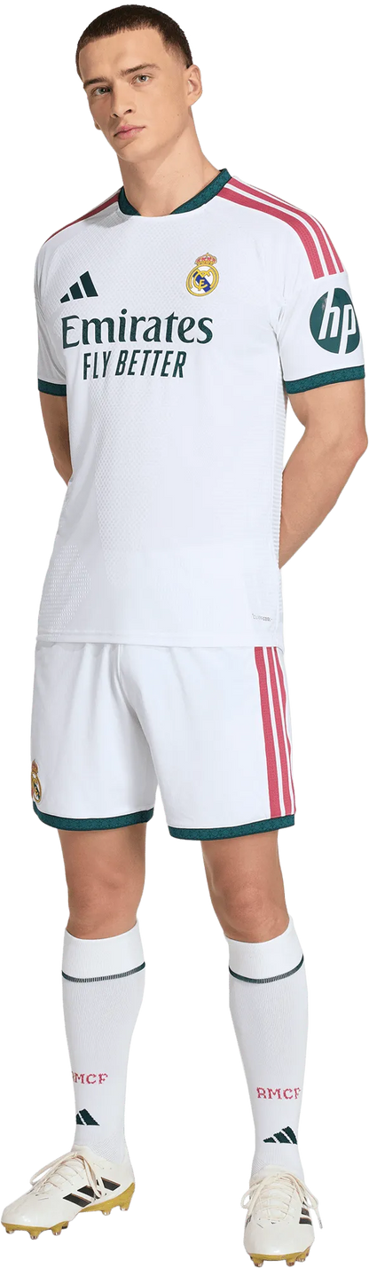 CAMISETA Y PANTALÓN REAL MADRID 2026/27