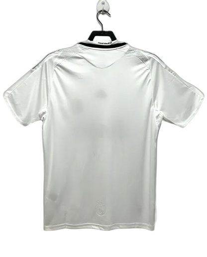 Camiseta retro Real Madrid 08/09 blanca, vista trasera, exclusiva en Reino del Futbol