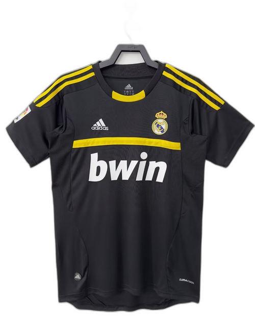 Camiseta retro negra de portero Real Madrid 11/12, detalles amarillos, adidas, exclusiva Reino del Futbol