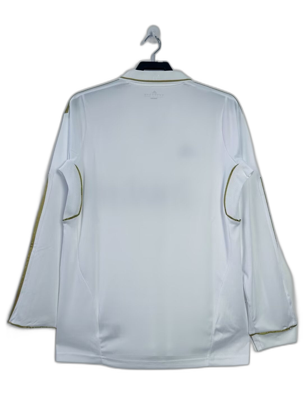 Camiseta Real Madrid retro 2011-12 manga larga blanca con detalles dorados, vista trasera