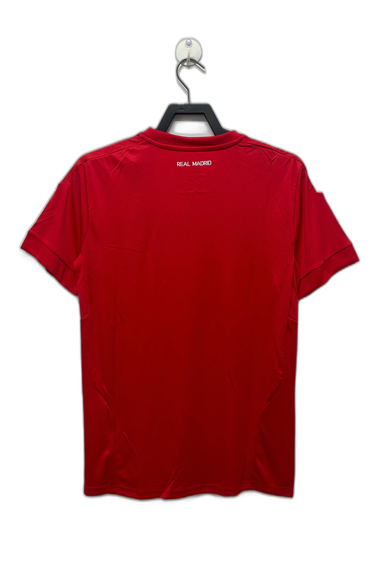 Camiseta retro Real Madrid roja, tercera equipación 2011-2012, vista trasera, Reino del Futbol