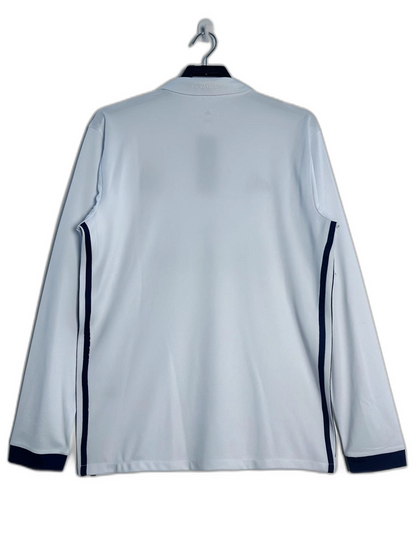 Camiseta retro Real Madrid 2016-2017 manga larga blanca, vista trasera, compra online.