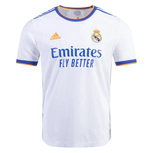 Camiseta Real Madrid 21/22 local, blanca, logo Adidas y club, oferta Reino del Futbol