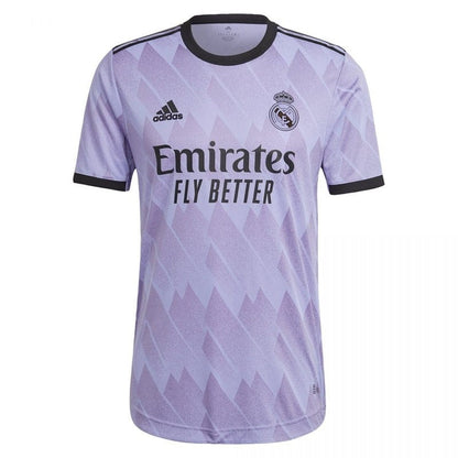 Camiseta Real Madrid 2022-23 visitante morada, edición jugador, Adidas, disponible en Reino del Futbol