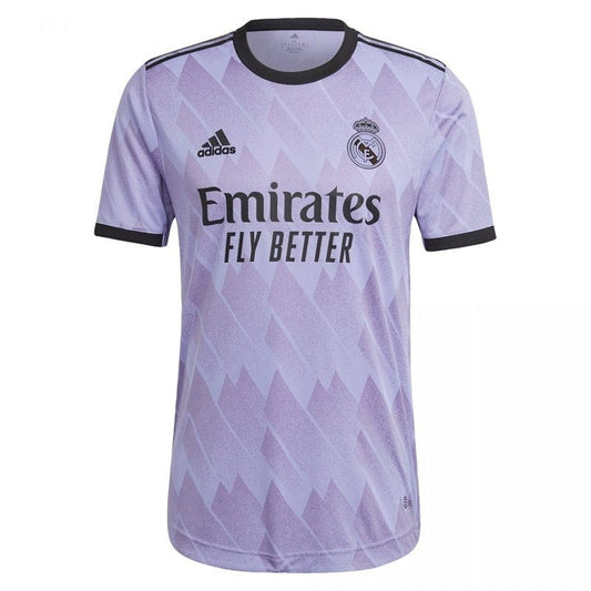 Camiseta Real Madrid 2022-23 visitante morada, edición jugador, Adidas, disponible en Reino del Futbol