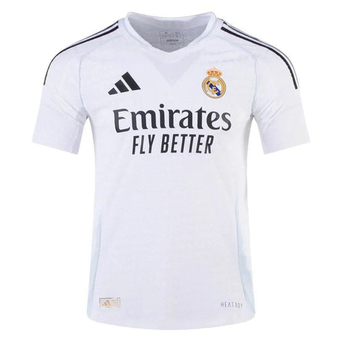 Camiseta Real Madrid 2024-2025 versión jugador, blanca, con logos de Adidas y Emirates