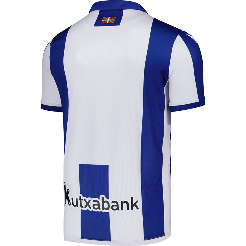 Camiseta Real Sociedad 2024-2025 local, rayas azules y blancas, logo Kutxabank, Reino del Futbol