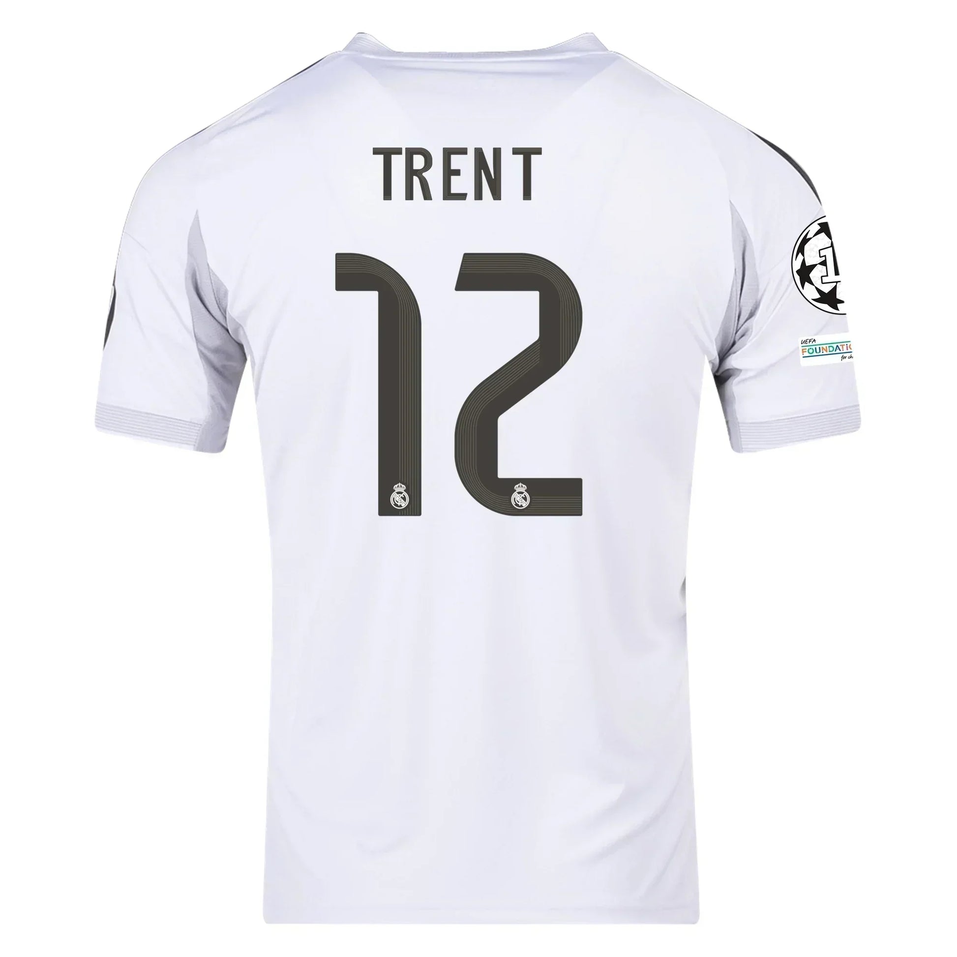 Camiseta de fútbol blanca del Real Madrid personalizada con nombre Trent y número 12, edición europea.