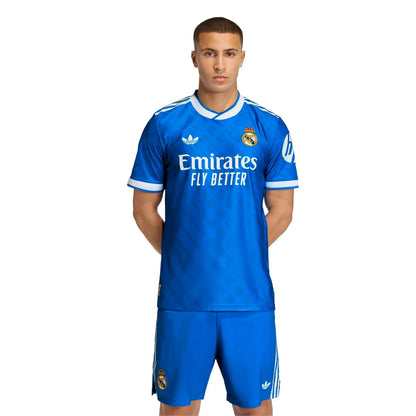 Camiseta Real Madrid azul edición especial, modelo 2024, tienda Reino del Futbol